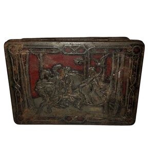 Vintage Collectible Riley’s Rum & Butter Toffee Tin. Made in England